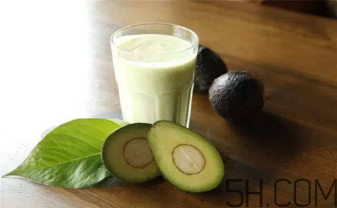 牛油果豐胸多長(zhǎng)時(shí)間吃一次？牛油果怎么吃能豐胸？