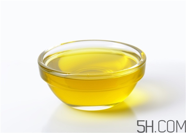 橄欖油去皺紋正確步驟 橄欖油去皺紋的方法 橄欖油去皺紋正確步驟 橄欖油去皺紋的方法