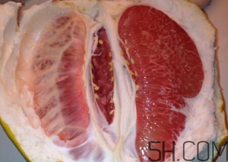 紅心柚子與白肉柚子有什么差別？紅心柚子是轉(zhuǎn)基因嗎？