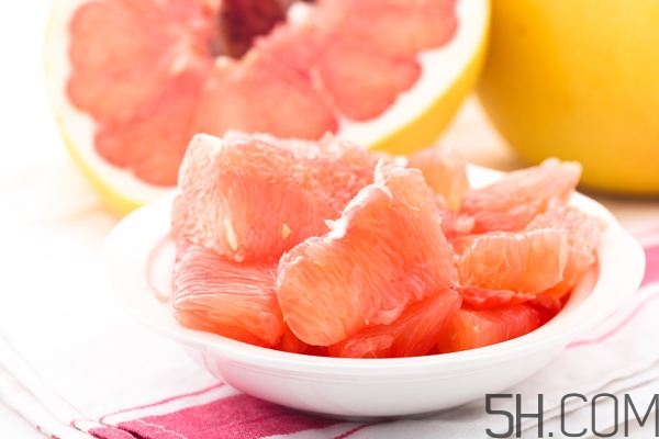 紅心柚子多少錢一斤？紅心柚子怎么挑選？