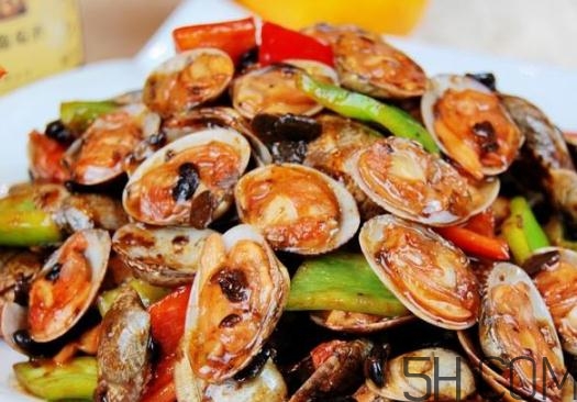 花甲吃多了會(huì)得結(jié)石嗎？吃花甲要注意什么？