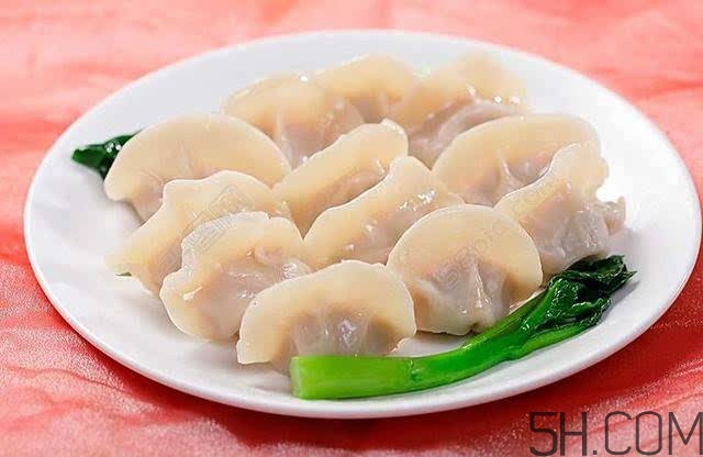 煮餃子開鍋煮皮還是餡？煮餃子蓋不蓋鍋蓋？