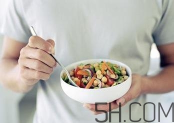 雪燕可以空腹吃嗎？雪燕皂角米高血壓者能吃嗎