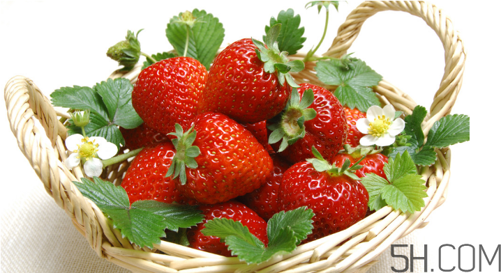 什么時(shí)候最宜吃草莓？草莓哪種吃法最好吃？