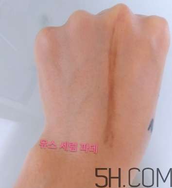 ysl女神粉底液怎么樣？ysl女神粉底液和超模粉底液對(duì)比