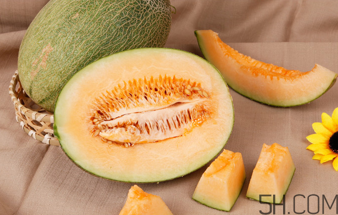 產(chǎn)婦可以吃哈密瓜嗎？隔夜的哈密瓜可以吃嗎？