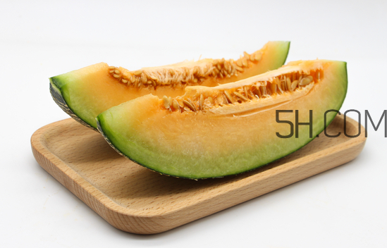 哈密瓜和香蕉能一起吃嗎？哈密瓜不甜怎么辦？