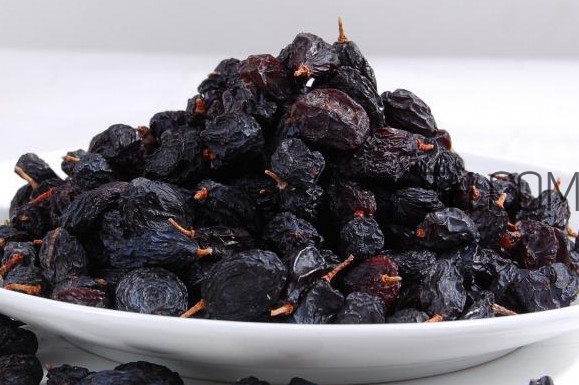 葡萄干吃多了會怎么樣？葡萄干可以豐胸嗎