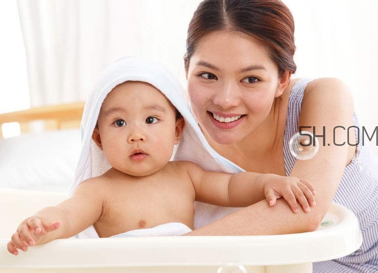 試管嬰兒是什么意思？哪些人適合做試管嬰兒？