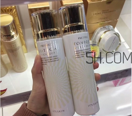 伊思水乳清爽型和滋潤型區(qū)別_哪個(gè)好 伊思水乳清爽型和滋潤型區(qū)別_哪個(gè)好