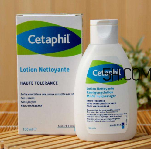 絲塔芙洗面奶是皂基嗎？絲塔芙洗面奶是酸性嗎？