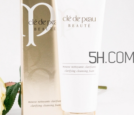 cpb潔面膏清爽型和滋潤型有什么區(qū)別_哪個(gè)好 cpb潔面膏清爽型和滋潤型有什么區(qū)別_哪個(gè)好