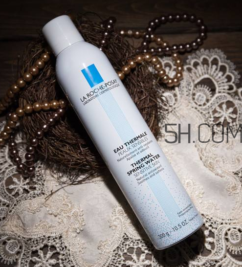 理膚泉噴霧可以喝嗎？理膚泉噴霧可以當(dāng)爽膚水用嗎？