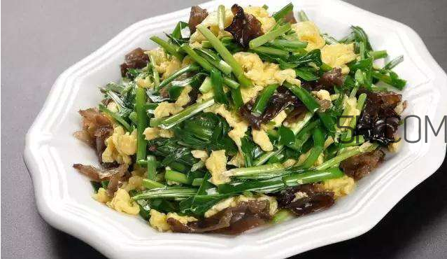 挑選韭菜的要點(diǎn) 野韭菜的吃法 挑選韭菜的要點(diǎn) 野韭菜的吃法