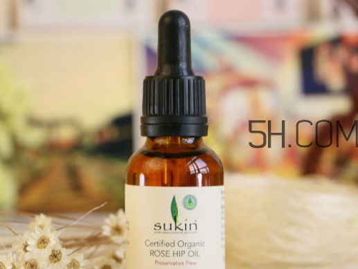 sukin蘇芊玫瑰果油怎么樣？蘇芊玫瑰果油功效作用