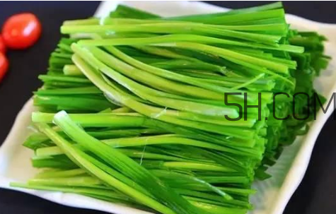 炒好的韭菜能隔夜吃嗎？吃韭菜胃酸燒心吃什么緩解？