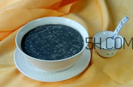 喝黑芝麻糊有什么好處和壞處？黑芝麻糊什么時候喝最好？