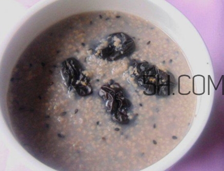 黑芝麻下奶嗎？黑芝麻怎么吃下奶？