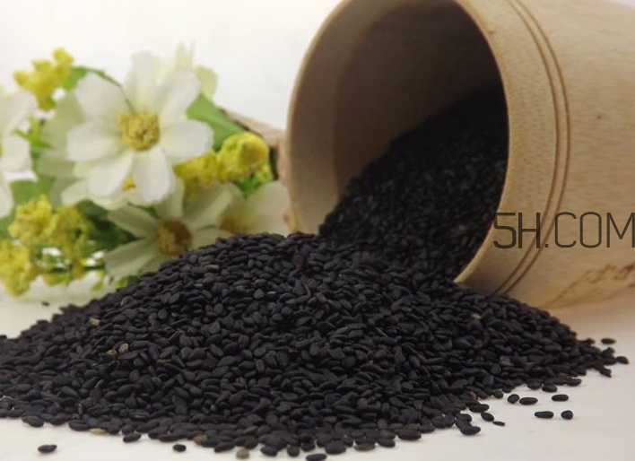 黑芝麻清洗掉色正常嗎？黑芝麻有黑色素嗎？