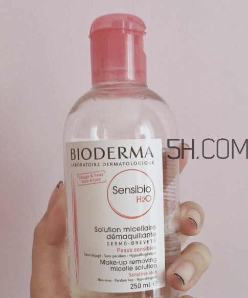 貝德瑪卸妝水能卸眼唇嗎？貝德瑪卸妝水能卸眼妝嗎？