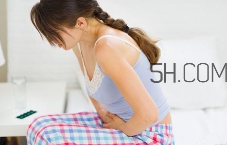 霉菌性陰炎怎么引起的？霉菌性陰炎嚴重嗎