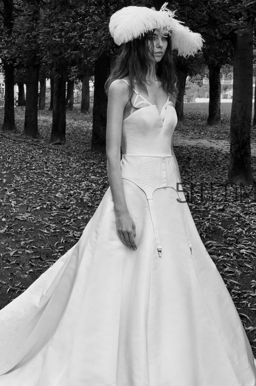 vera wang2018秋季婚紗系列怎么樣_好看嗎？