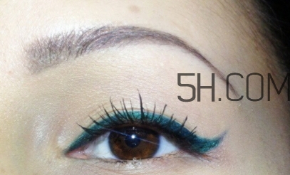 essence眼線(xiàn)筆色號(hào) essence眼線(xiàn)筆試色