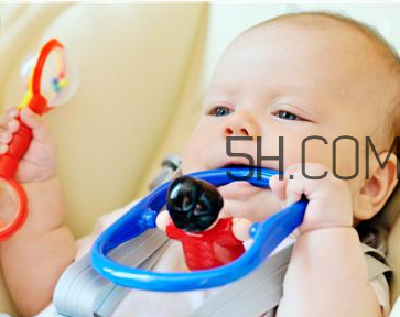 嬰兒癲癇病的早期癥狀有哪些？嬰幼兒貧血吃什么好呢？