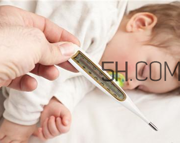 嬰兒發(fā)燒怎么辦？嬰兒身上有紅斑為什么？