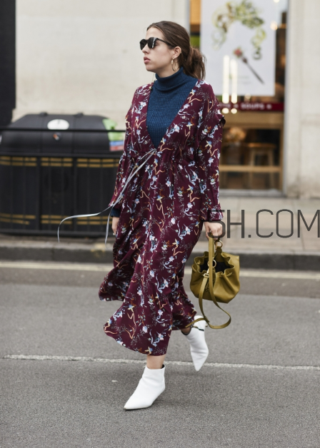 碎花連衣裙怎么搭配？碎花連衣裙搭配圖片