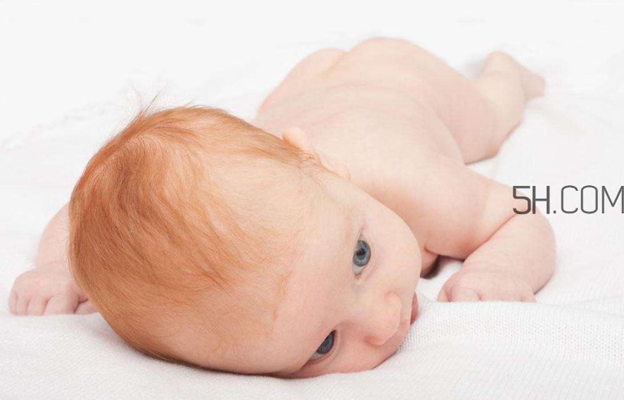 寶寶發(fā)燒嘔吐怎么辦？寶寶斜視怎么辦？