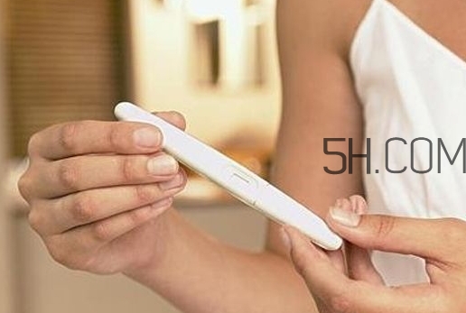 羊水早破的原因是什么？羊水早破能順產(chǎn)嗎？