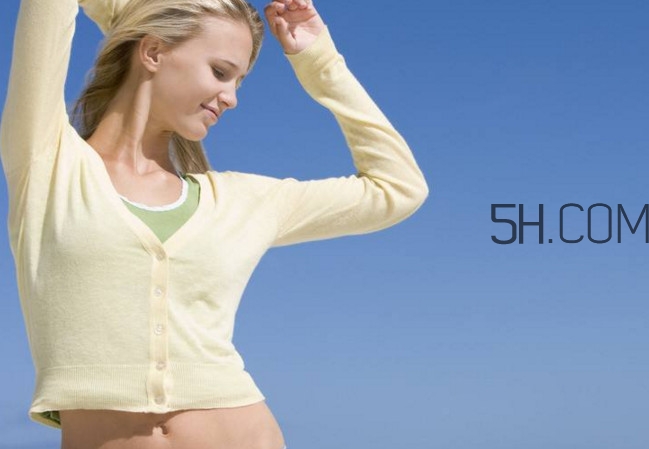 霉菌性陰炎的癥狀有哪些？霉菌性陰炎會(huì)導(dǎo)致流產(chǎn)嗎