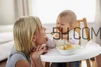 寶媽經(jīng)驗分享：如何教寶寶自己吃飯？