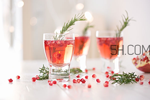 小孩能吃石榴籽嗎 小孩吃石榴有什么好處 小孩能吃石榴籽嗎 小孩吃石榴有什么好處