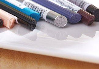 essence眼線筆怎么用？essence眼線筆怎么樣？