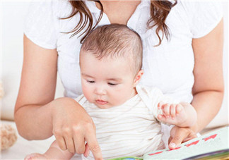 嬰兒發(fā)燒怎么辦？嬰兒身上有紅斑為什么？