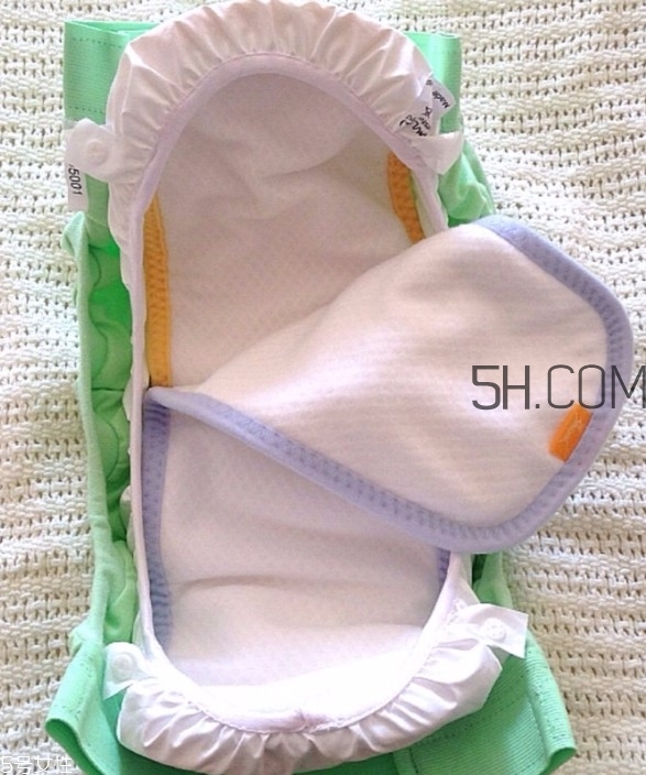 紙尿布和布尿布有什么區(qū)別？紙尿布和布尿布哪個好？