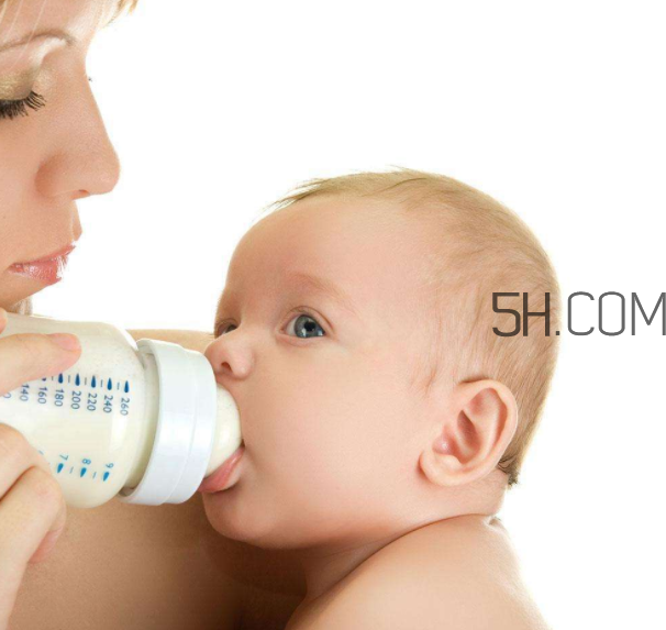 嬰兒肚子受涼怎么辦？嬰兒晚上鼻塞嚴(yán)重怎么辦？