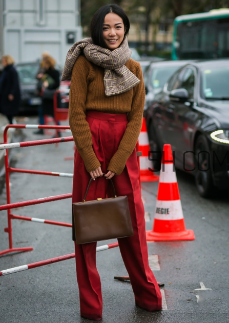 駝色毛衣怎么搭配？駝色毛衣搭配圖片