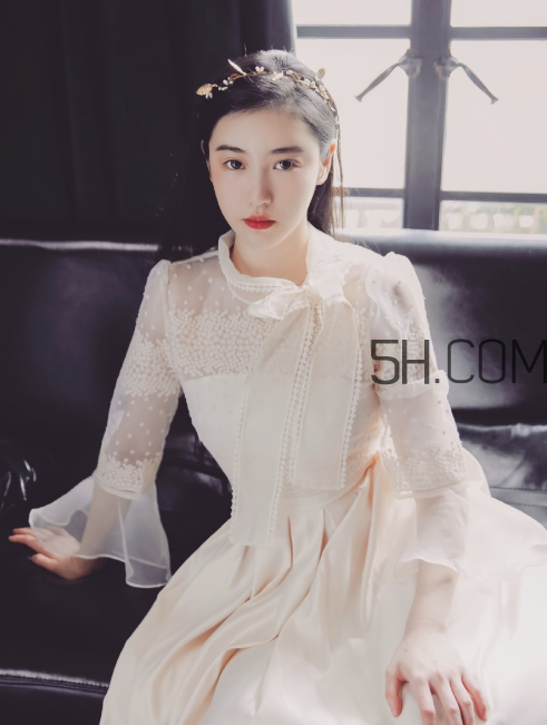 中耳炎為什么會(huì)流水？中耳炎為什么會(huì)流血？