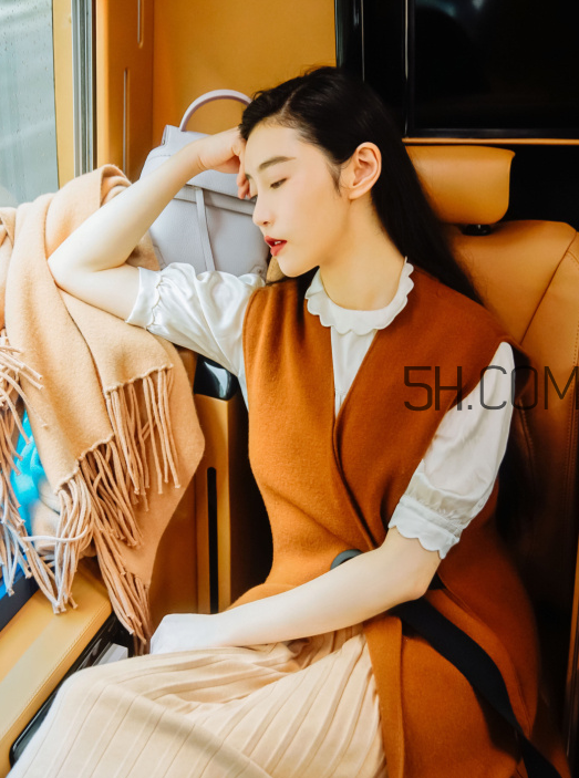 中耳炎為什么會(huì)流水？中耳炎為什么會(huì)流血？