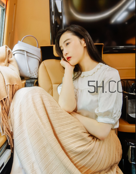 中耳炎為什么會(huì)流水？中耳炎為什么會(huì)流血？