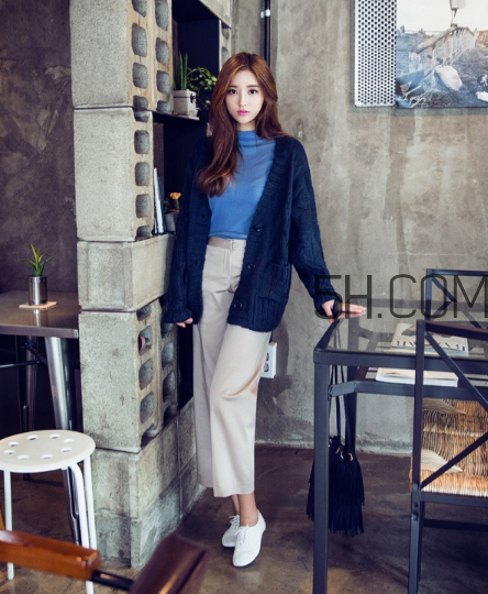 針織開(kāi)衫配什么褲子？針織開(kāi)衫搭配褲子圖片