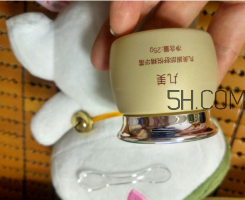 丸美眼部舒悅精華霜多少錢？丸美眼部舒悅精華霜怎么樣？