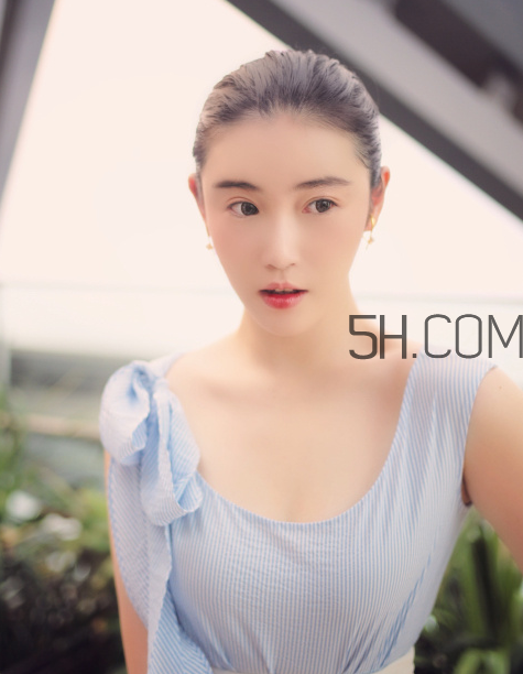 中耳炎好了可以游泳嗎？中耳炎好了游泳會(huì)復(fù)發(fā)嗎？