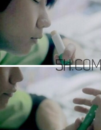 herbacin賀本清小甘菊唇膏怎么樣？小甘菊唇膏使用心得