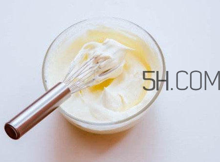 淡奶油打發(fā)后能保存多久？淡奶油打發(fā)后會化嗎