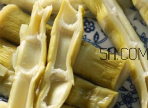 扁尖發(fā)紅還能吃嗎？扁尖什么人不能吃