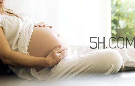 孕婦臨產(chǎn)入院需要準(zhǔn)備什么？孕婦臨產(chǎn)入院檢查項(xiàng)目